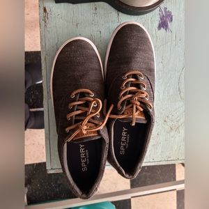 Men’s sperrys size 11